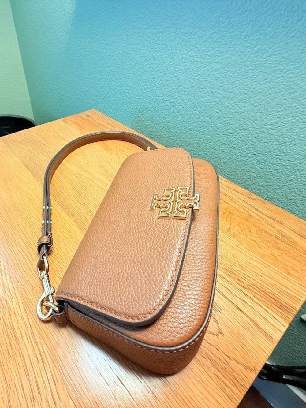 Tory Burch Convertible Leather bag/Like New
